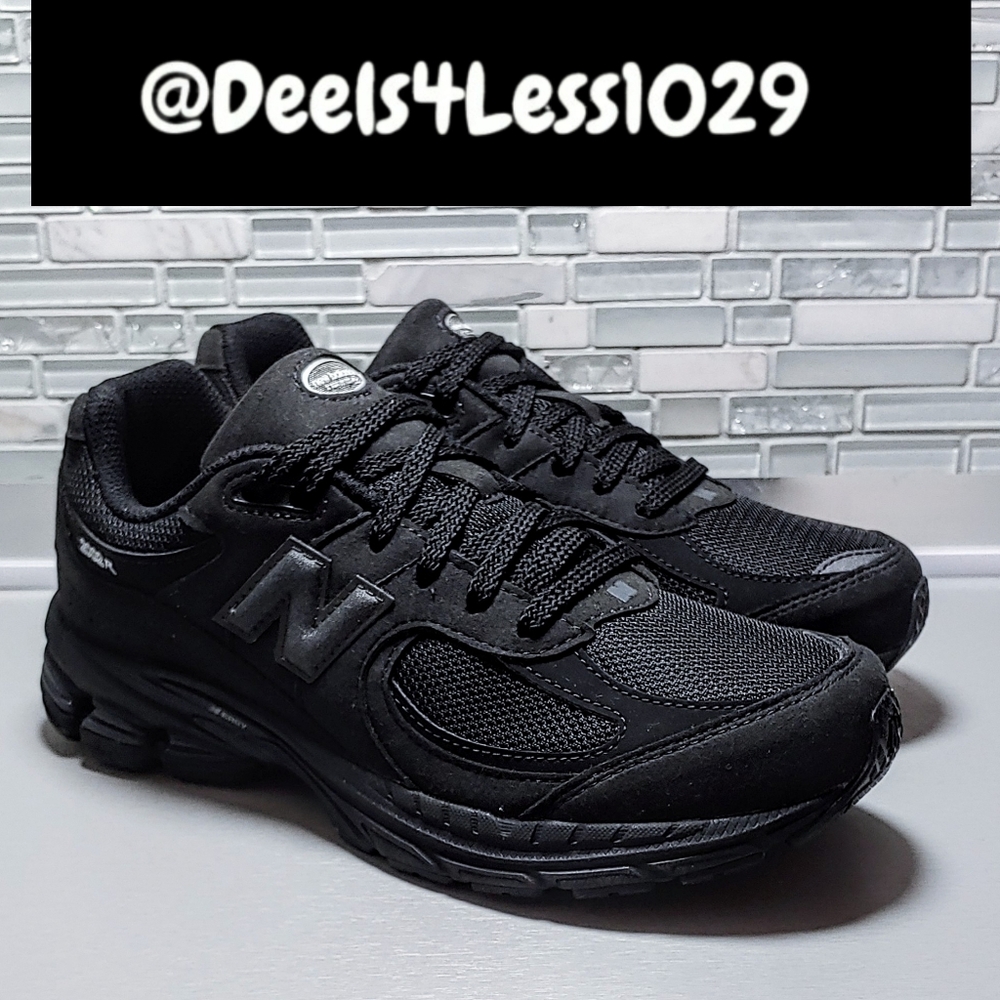 New Balance 2002R Running Womens Size 8/Kids 6.5 Black Metallic - Picture 3 of 7